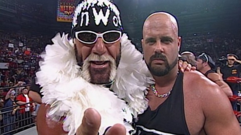 Hulk Hogan and Horace Hogan on WCW Monday Nitro