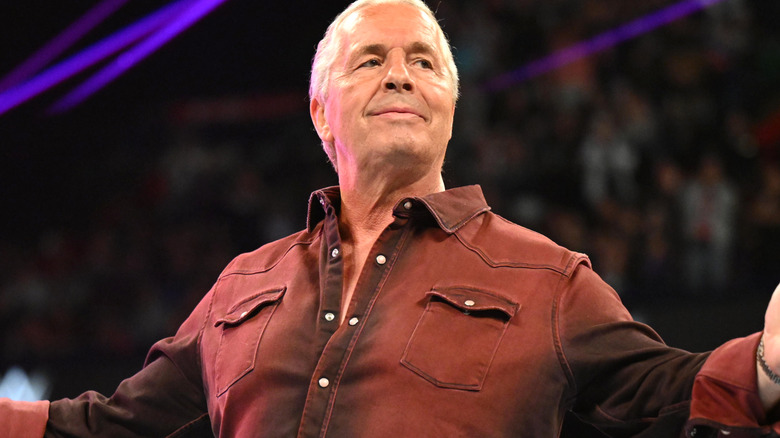 bret hart posing in the ring