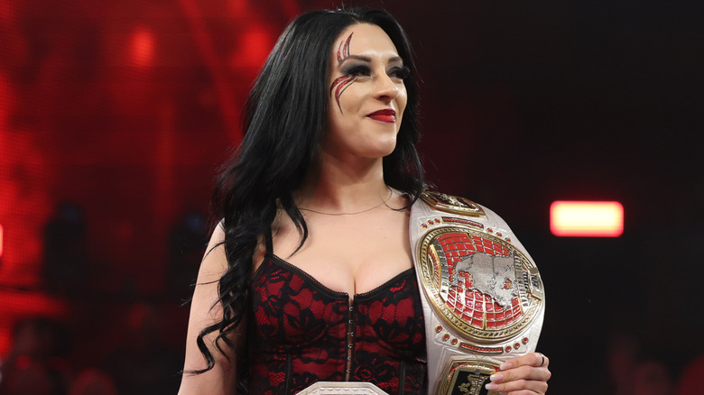 Stephanie Vaquer holding the NXT Women's North American Championship