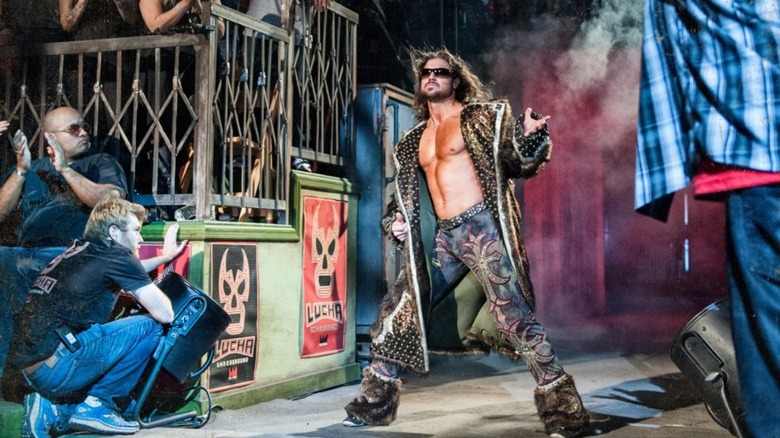 Johnny Mundo on Lucha Underground