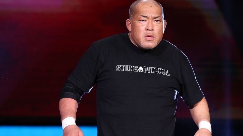 ISHII walking to the ring