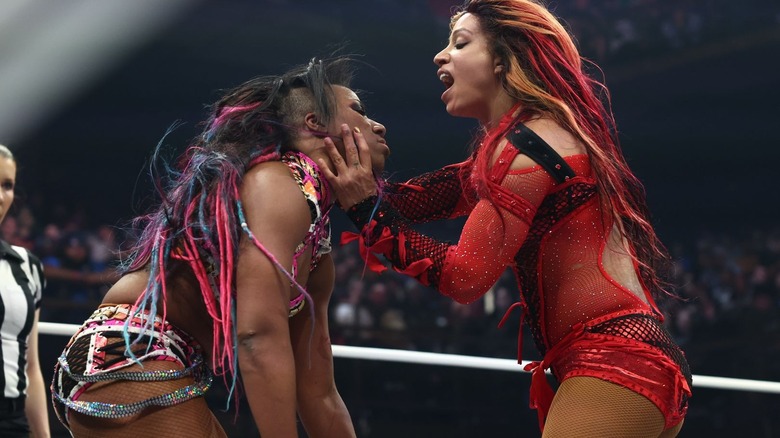 Mercedes Mone grabs Athena's face in the ring on "AEW Dynamite"