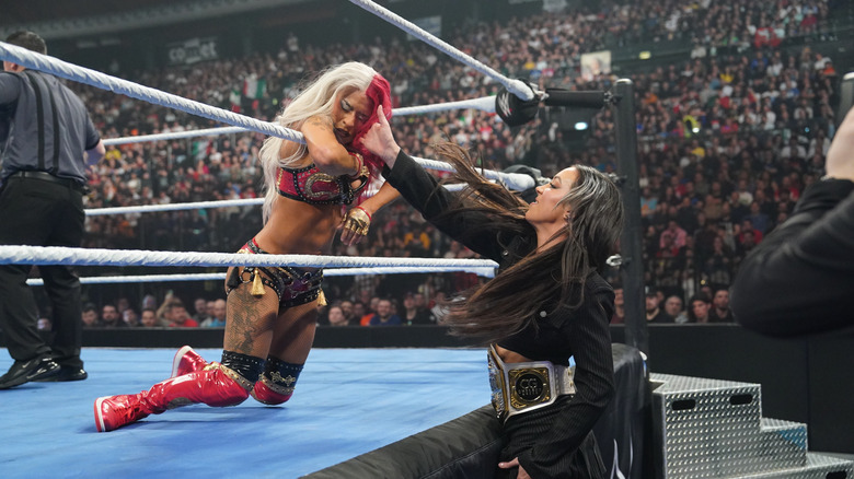 Chelsea Green slaps Zelina Vega